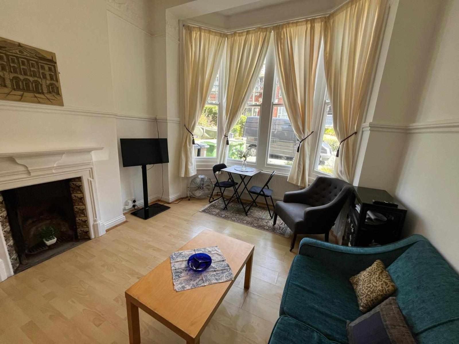 Delightful One Bed Victorian Flat Apartment เฮสติงส์ ภายนอก รูปภาพ
