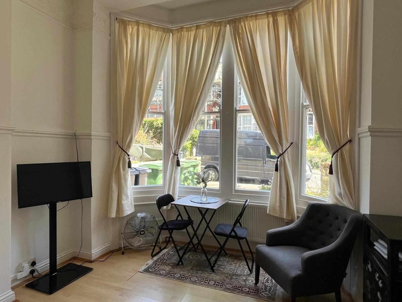 Delightful One Bed Victorian Flat Apartment เฮสติงส์ ภายนอก รูปภาพ